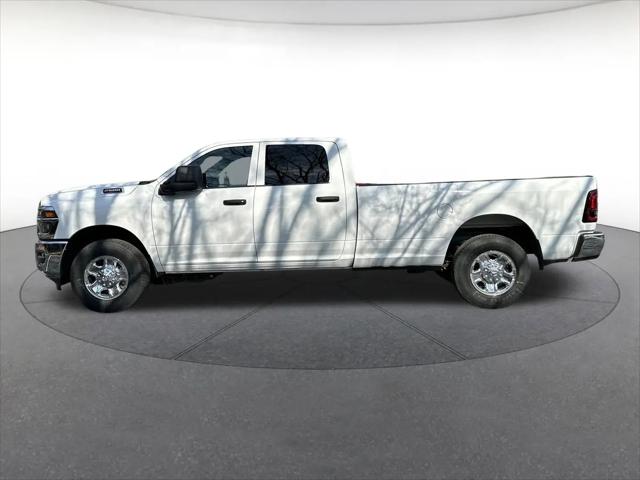 2026 Ram 2500 Tradesman Crew Cab 4x2 8' Box