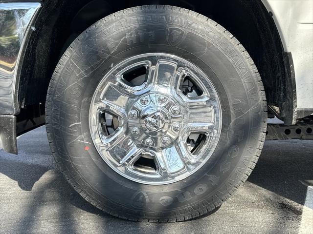 2026 Ram 2500 Tradesman Crew Cab 4x2 8' Box