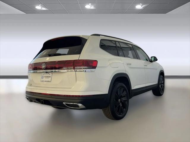 2026 Volkswagen Atlas SE with Technology