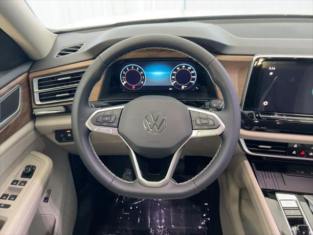 2026 Volkswagen Atlas SE with Technology