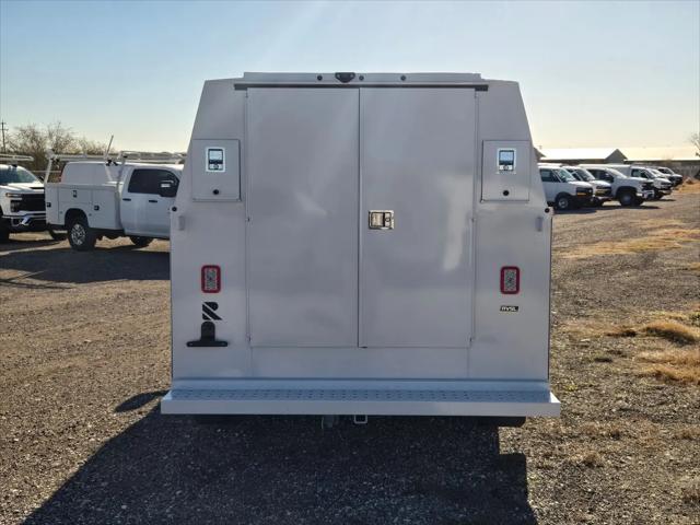 2025 Chevrolet Express Cutaway Work Van