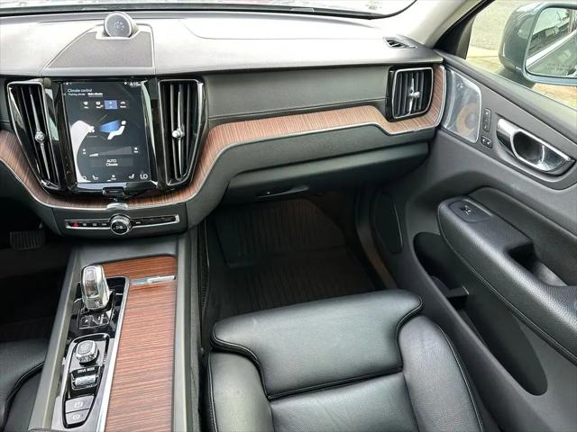 2019 Volvo XC60 T8 Inscription