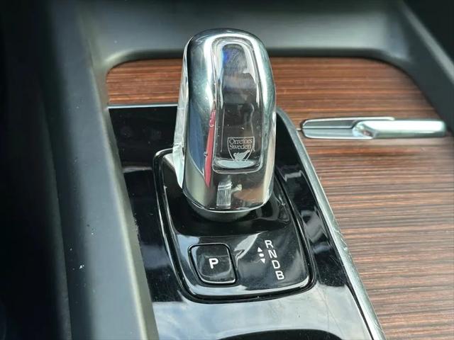2019 Volvo XC60 T8 Inscription