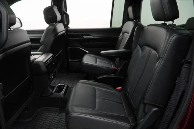 2024 Jeep Wagoneer Series II Carbide 4x4