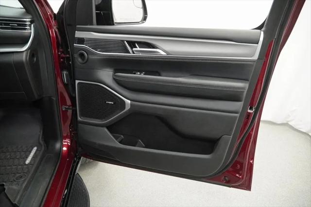 2024 Jeep Wagoneer Series II Carbide 4x4