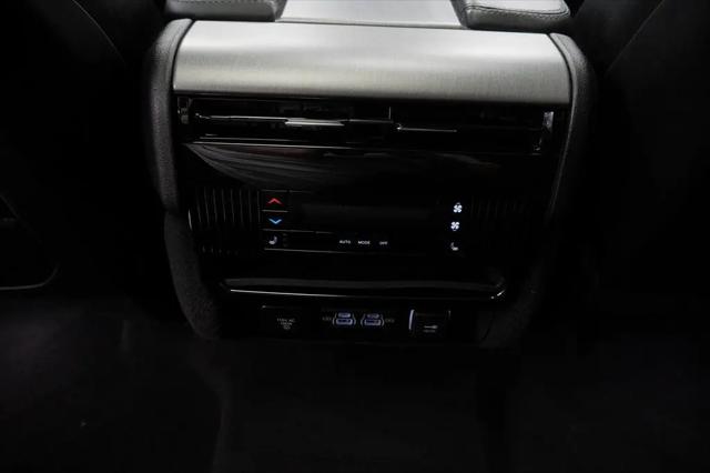 2024 Jeep Wagoneer Series II Carbide 4x4