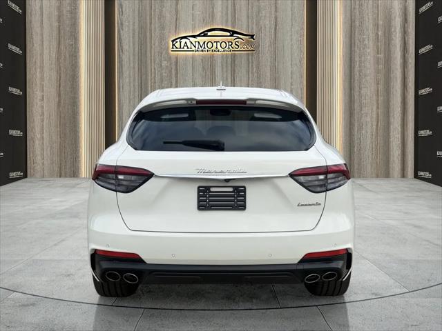 2023 Maserati Levante Modena