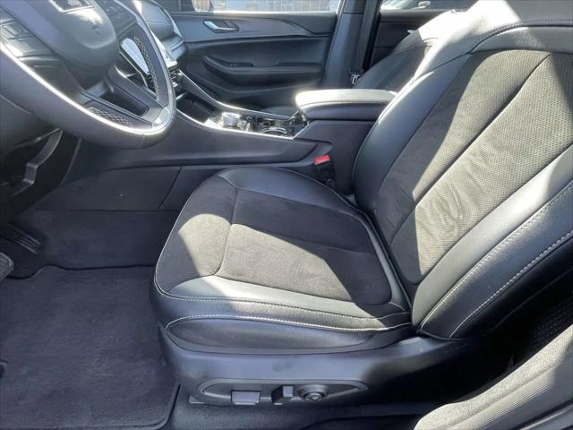 2023 Jeep Grand Cherokee Altitude 4x4