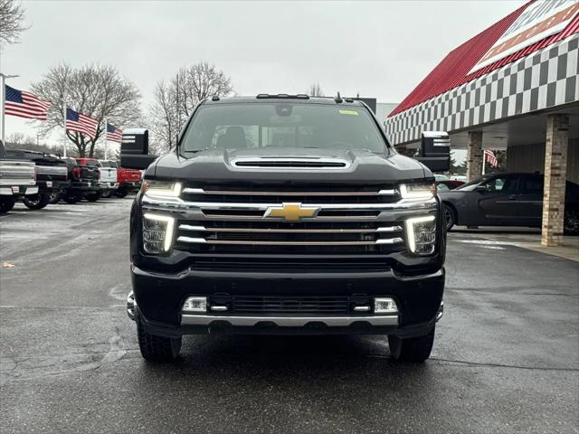 2022 Chevrolet Silverado 3500HD 4WD Crew Cab Long Bed High Country