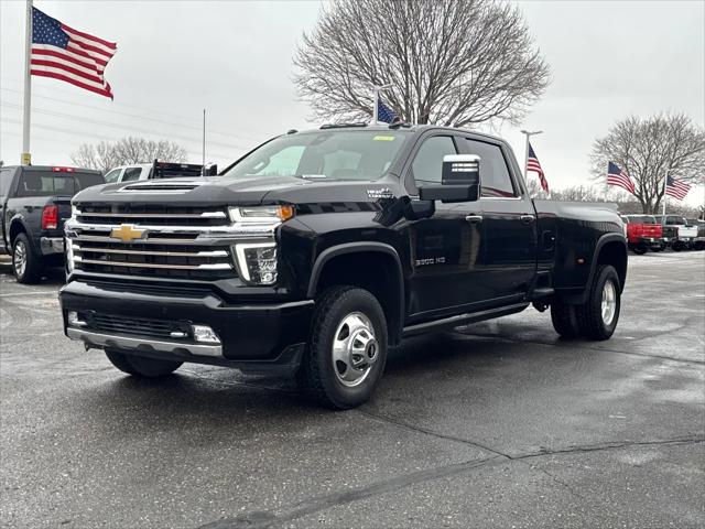 2022 Chevrolet Silverado 3500HD 4WD Crew Cab Long Bed High Country