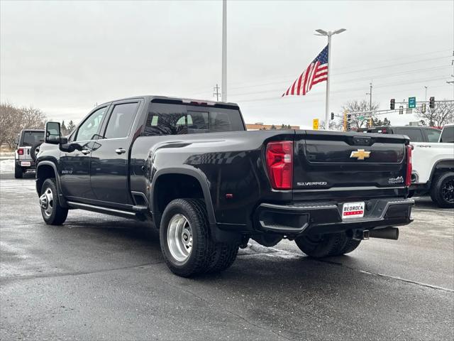 2022 Chevrolet Silverado 3500HD 4WD Crew Cab Long Bed High Country