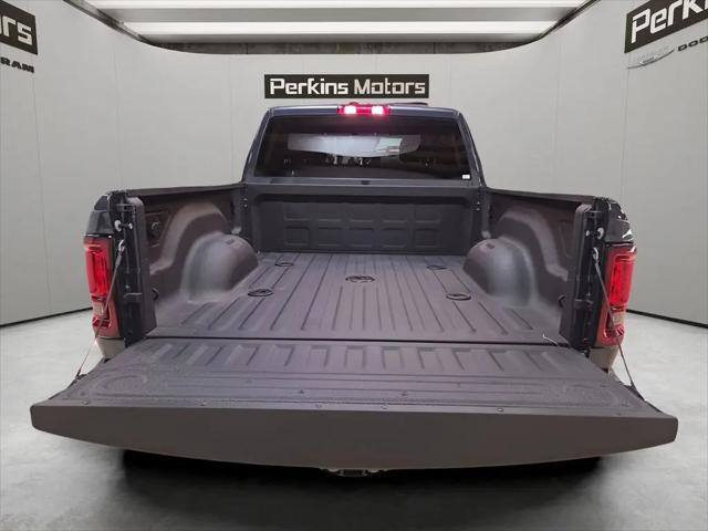 2026 Ram 2500 Black Express Crew Cab 4x4 6'4" Box