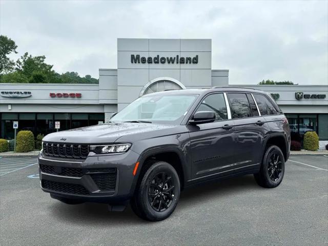 2026 Jeep Grand Cherokee Altitude 4x4 for sale in Carmel, NY