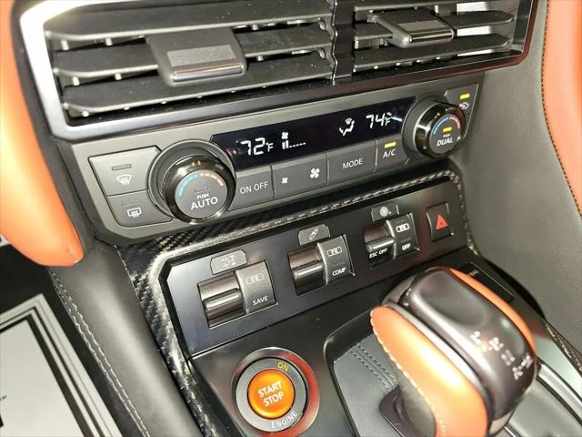2024 Nissan GT-R Premium Dual-clutch 6-Speed Transmission