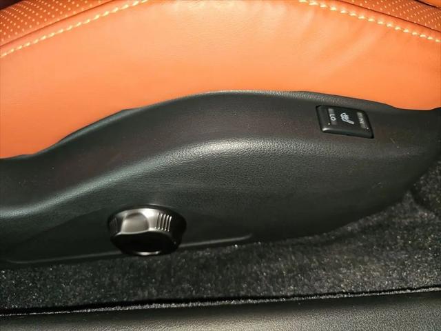 2024 Nissan GT-R Premium Dual-clutch 6-Speed Transmission