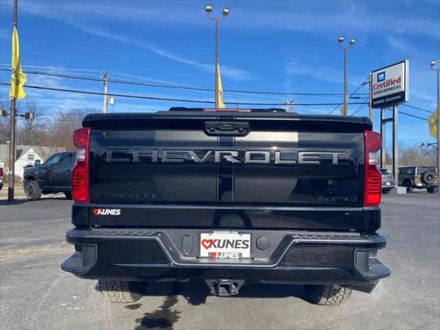 2026 Chevrolet Silverado 1500 4WD Crew Cab Short Bed Custom