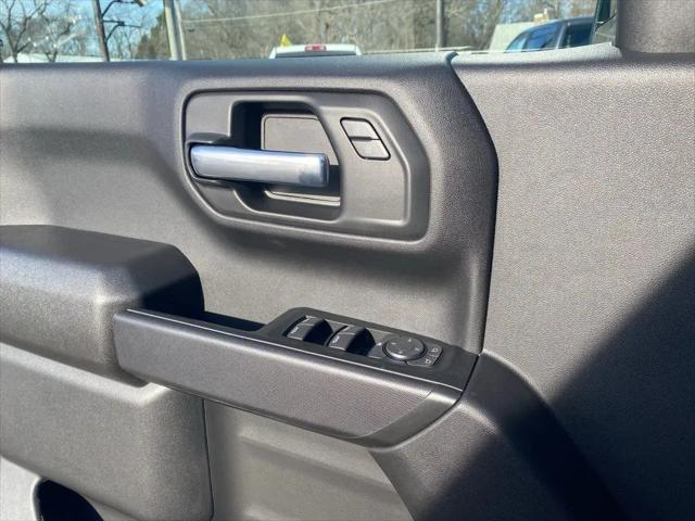 2026 Chevrolet Silverado 1500 4WD Crew Cab Short Bed Custom
