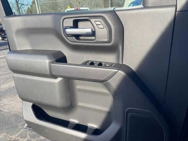 2026 Chevrolet Silverado 1500 4WD Crew Cab Short Bed Custom