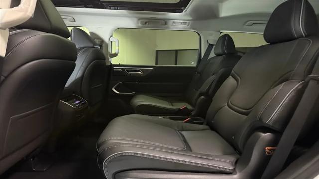 2026 INFINITI QX80 LUXE
