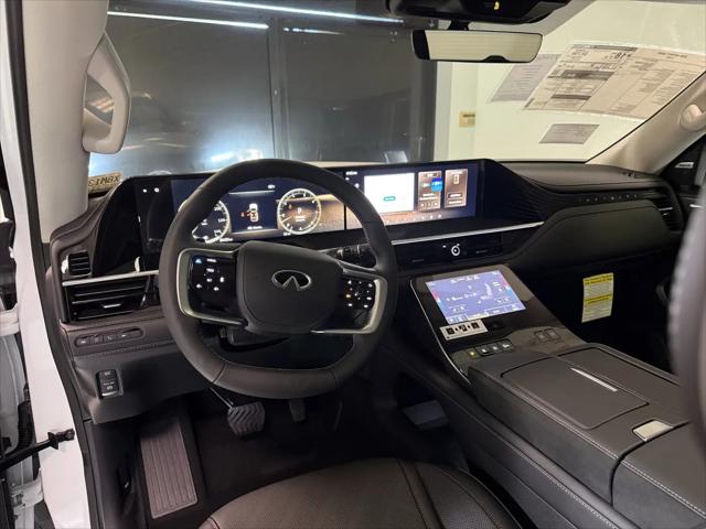 2026 INFINITI QX80 LUXE