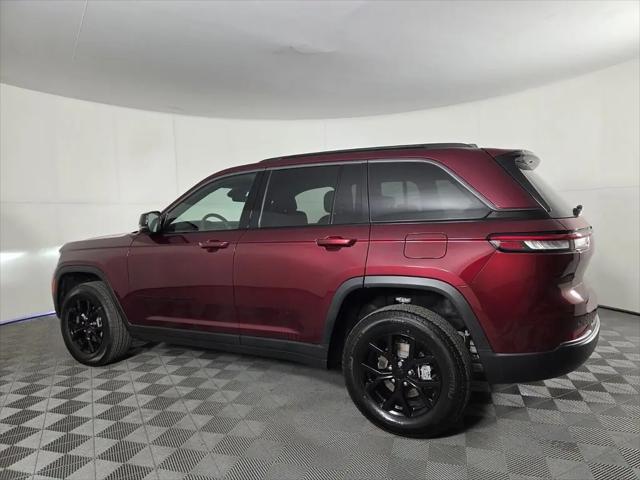 2026 Jeep Grand Cherokee Altitude 4x2