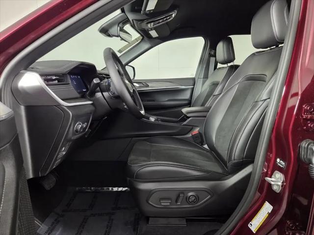 2026 Jeep Grand Cherokee Altitude 4x2