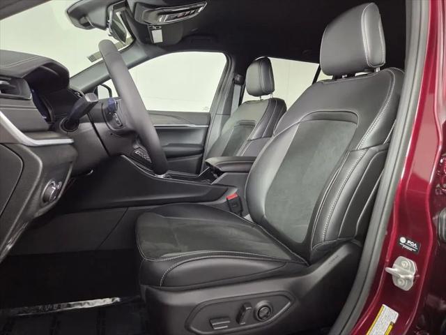 2026 Jeep Grand Cherokee Altitude 4x2