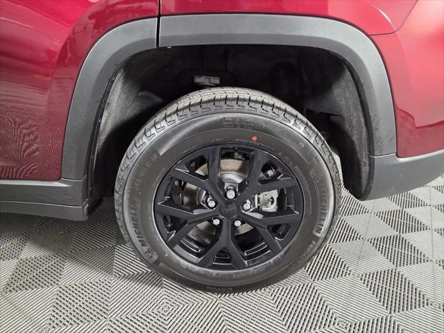 2026 Jeep Grand Cherokee Altitude 4x2