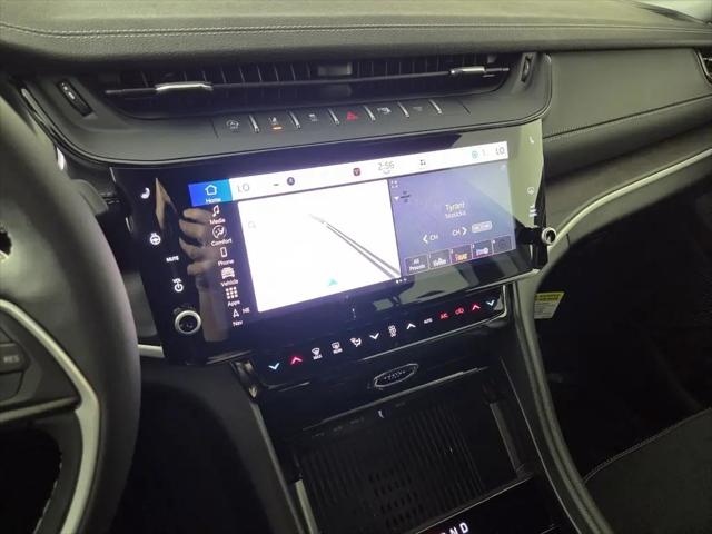 2026 Jeep Grand Cherokee Altitude 4x2