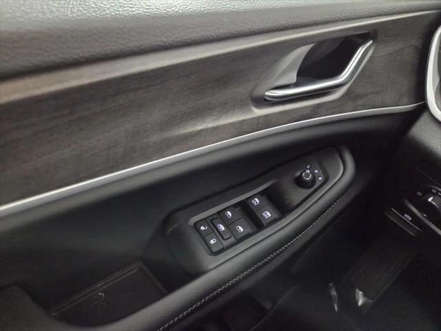 2026 Jeep Grand Cherokee Altitude 4x2