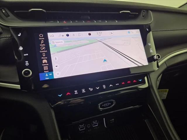 2026 Jeep Grand Cherokee Altitude 4x2