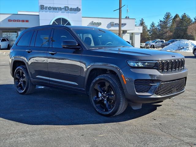 2023 Jeep Grand Cherokee Altitude 4x4