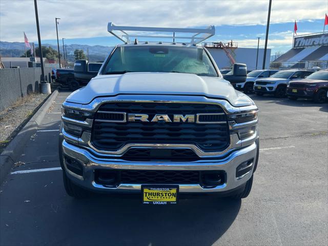 2026 RAM 5500 Chassis RAM 5500 TRADESMAN CHASSIS CREW CAB 4X4 84 CA