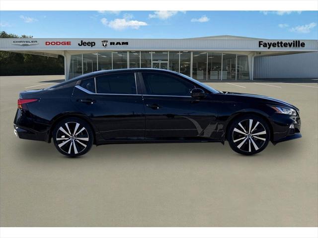 2022 Nissan Altima SR FWD 2022 Nissan Altima SR FWD