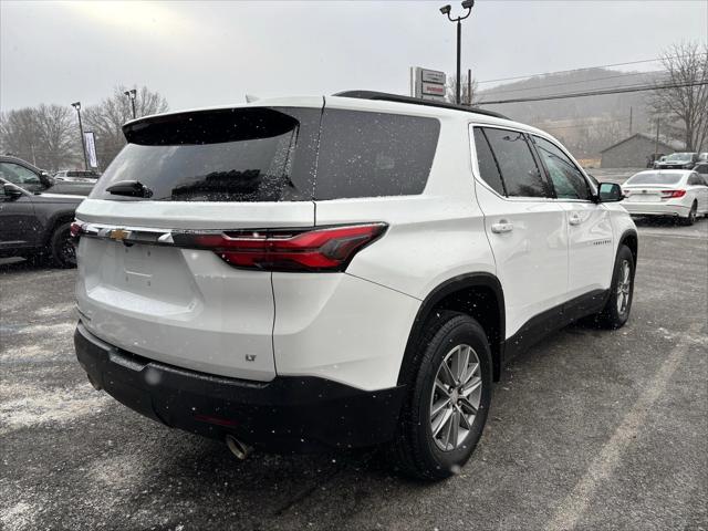 2023 Chevrolet Traverse AWD LT Cloth