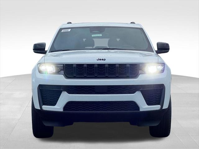 2026 Jeep Grand Cherokee L GRAND CHEROKEE L LAREDO ALTITUDE 4X4 2026 Jeep Grand Cherokee L GRAND CHEROKEE L LAREDO ALTITUDE 4X4