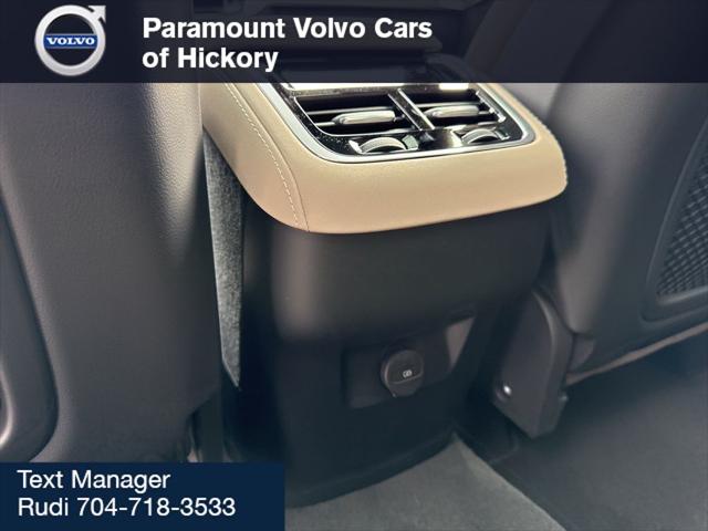 2026 Volvo XC90 Ultra, B6 AWD Gas (mild hybrid), Gasoline, Bright, 7 Seats