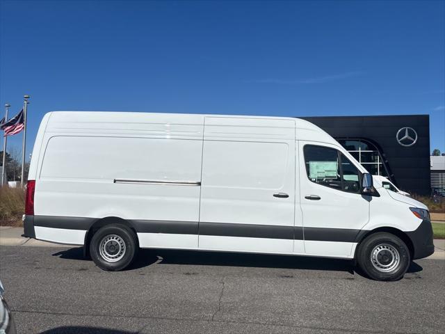 2026 Mercedes-Benz Sprinter 2500 Cargo 170 WB
