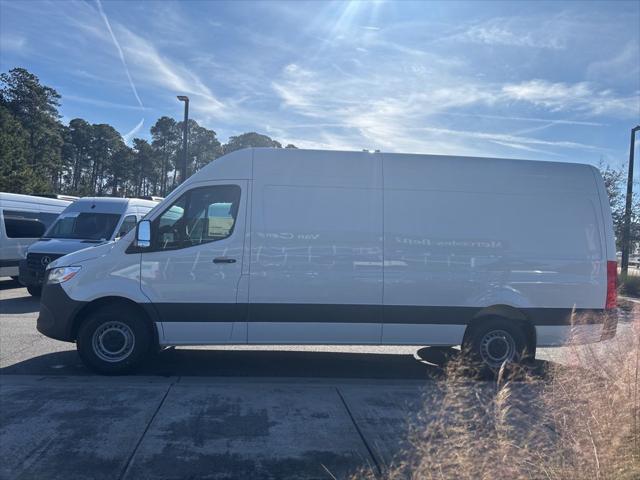 2026 Mercedes-Benz Sprinter 2500 Cargo 170 WB