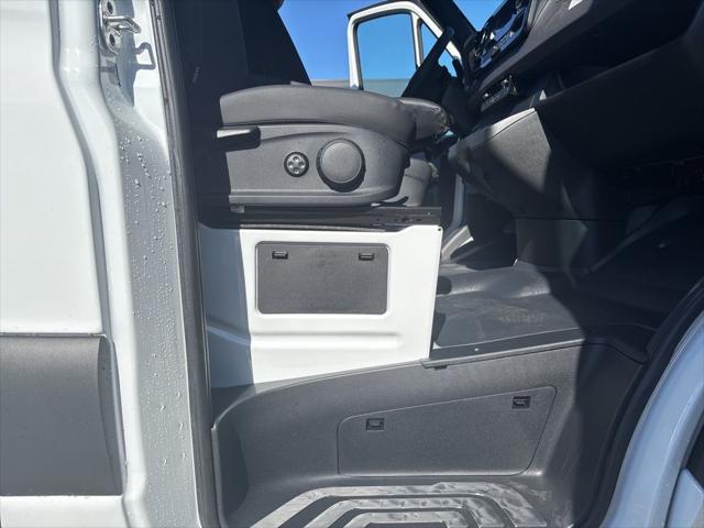 2026 Mercedes-Benz Sprinter 2500 Cargo 170 WB