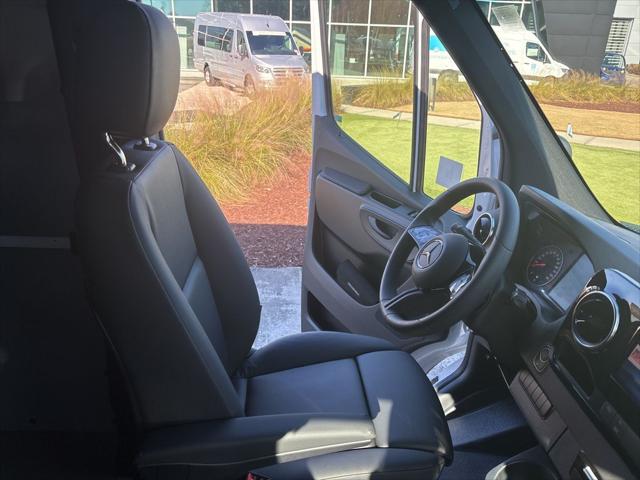 2026 Mercedes-Benz Sprinter 2500 Cargo 170 WB