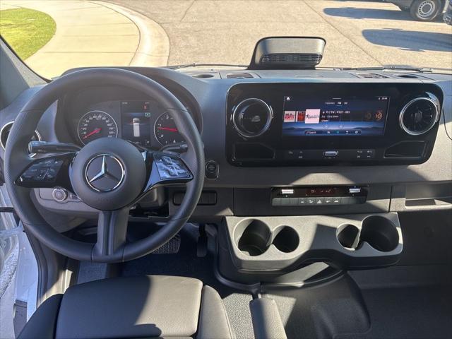 2026 Mercedes-Benz Sprinter 2500 Cargo 170 WB