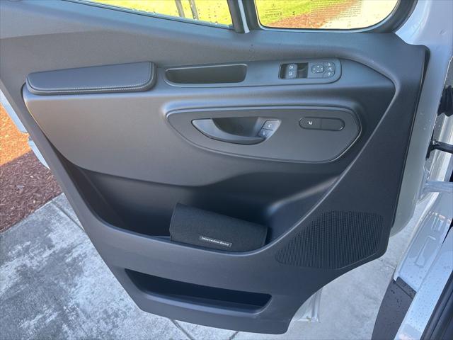 2026 Mercedes-Benz Sprinter 2500 Cargo 170 WB