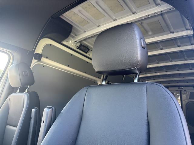 2026 Mercedes-Benz Sprinter 2500 Cargo 170 WB