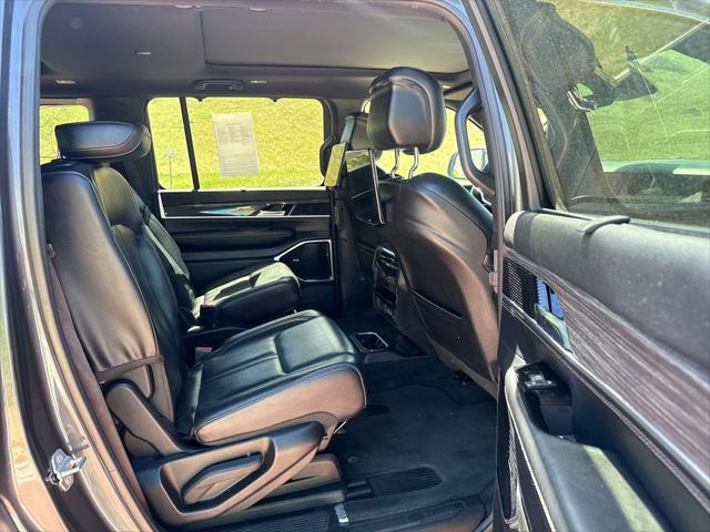 2022 Jeep Wagoneer Series III 4x4