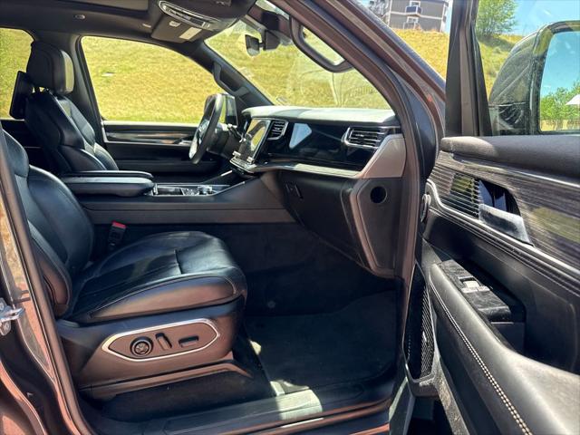 2022 Jeep Wagoneer Series III 4x4