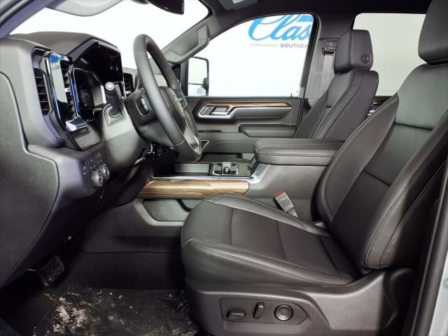 2026 Chevrolet Silverado 2500HD Crew Cab, Standard Bed, LT, 4WD