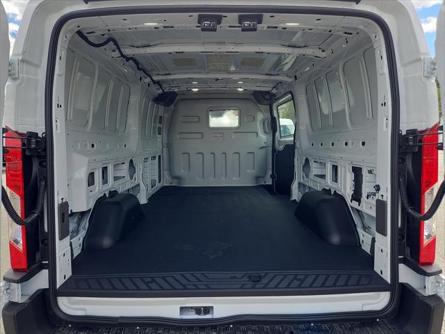 2026 Ford E-Transit-350 Cargo Base