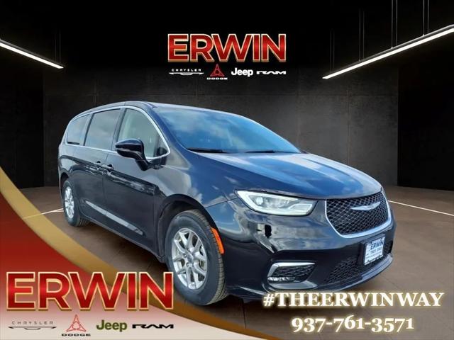 2024 Chrysler Pacifica Touring L for sale in Troy, OH