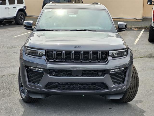 2026 Jeep Grand Cherokee Summit 4x4